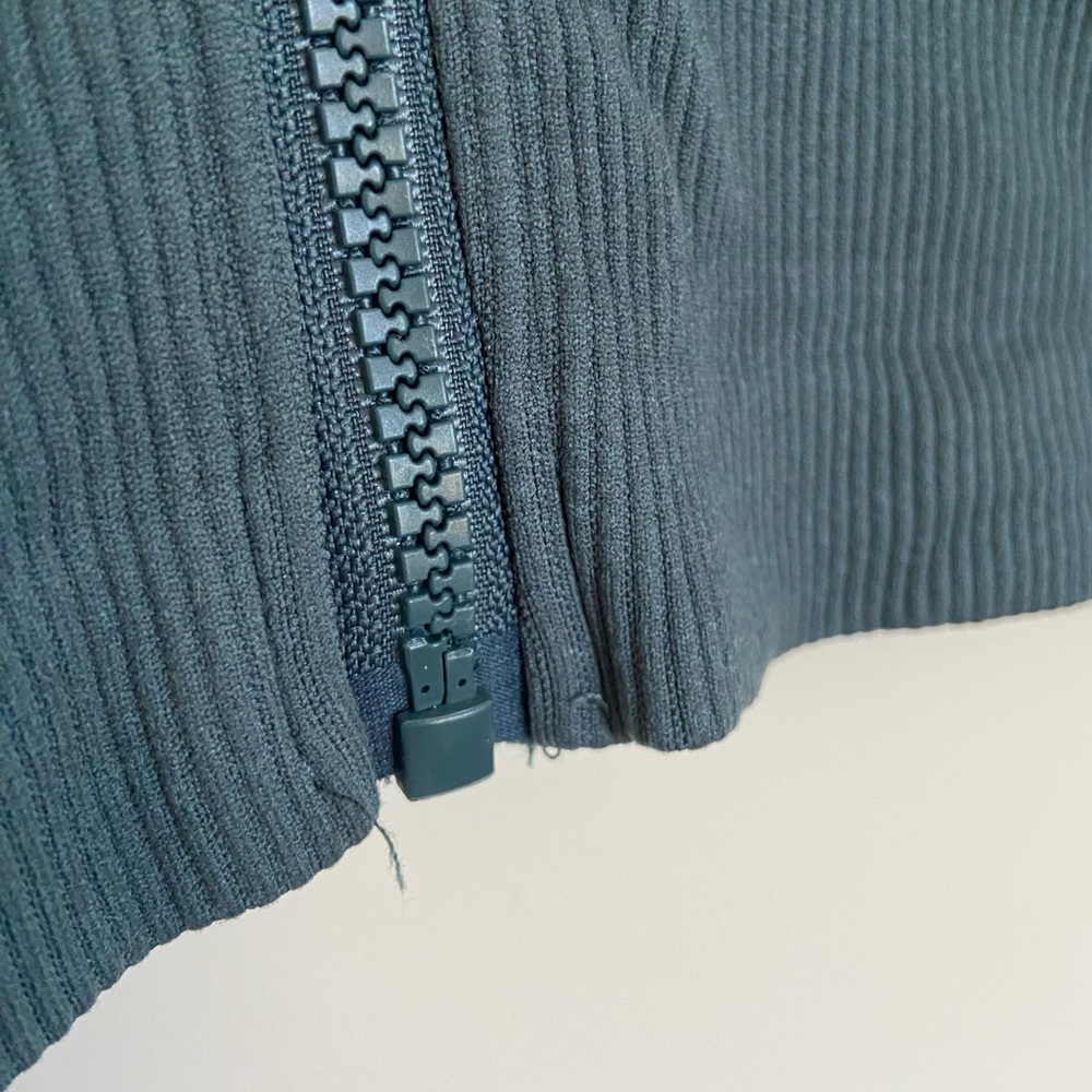 Fabletics Full-Zip Ribbed Jacket - Size Small - Picture 5 of 8